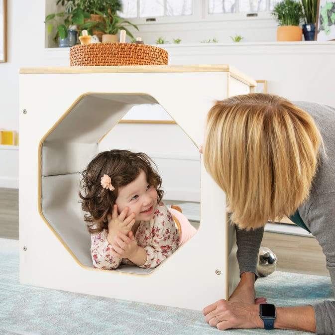 37493U - SOP Wee Ones - Honeycomb Tunnel - Lifestyle 1