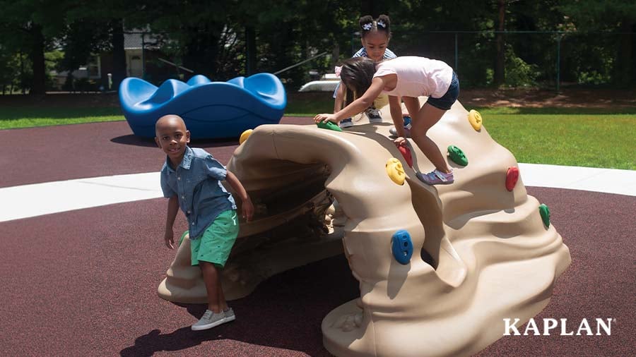 BLOG_Using the New York Plays Grant to Enhance Your Early Childhood Playground_body_img3_900x506