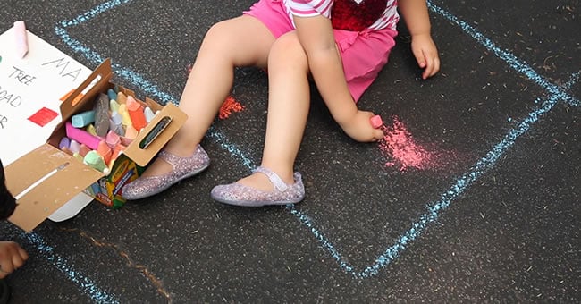 How You Can Use Chalk to Encourage Summer Learning