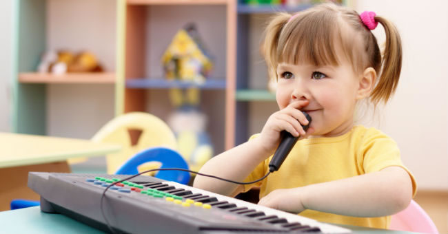 Encouraging Creativity in Music and Movement Learning Centers | Kaplan Early Learning Company