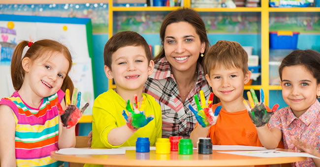 How to Set Up Your Preschool Art Learning Center | Kaplan Early Learning Company