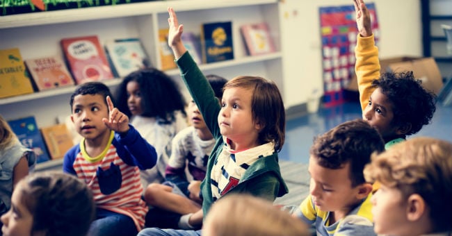 Building a Sense of Community Inside and Outside the Classroom | Kaplan Early Learning Company