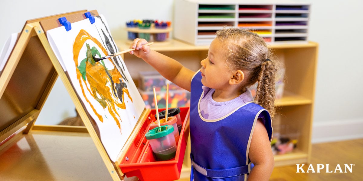 Tempera Paint vs. Finger Paint | Kaplan Early Learning Company